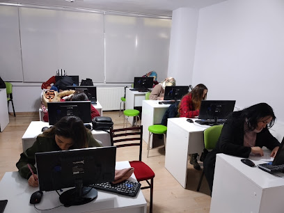 YADİGAR KIZILAY AKADEMİ