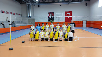 Mamak Zirve Voleybol Basketbol Okulu Ve Pomem Besyo Hazırlık Parkuru