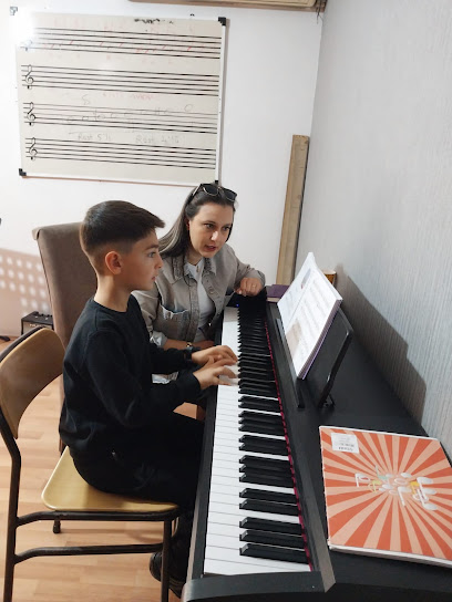 Altıngöz Müzik Atölyesi