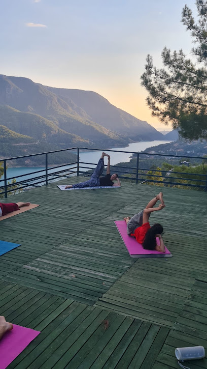 Omay Yoga Terapi Salonu